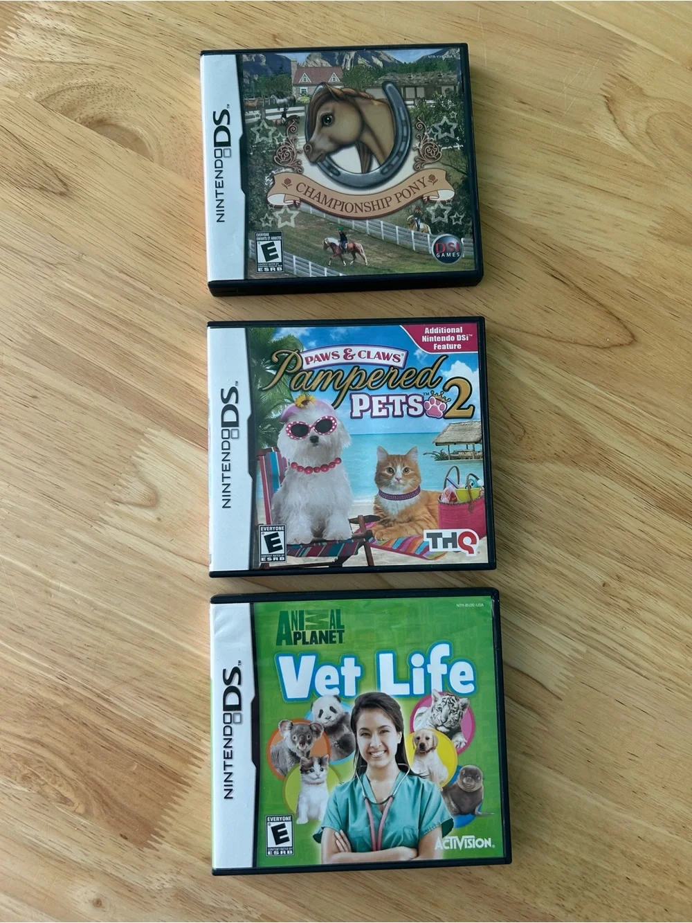 Nintendo DS Vet Life Game - Bright Green Cover